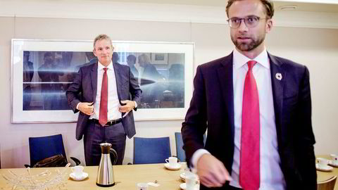 Den ferske Norfund-sjefen Tellef Thorleifsson (til venstre) rakk en prat med utviklingsminister Nikolai Astrup (H) før stortingsåpningen tirsdag forrige uke.