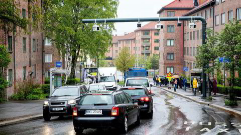 Planen er at bompenger skal finansiere nesten tre fjerdedeler av nye vei- og kollektivtiltak i Oslo og Akershus. Her fra Carl Berners plass i Oslo.