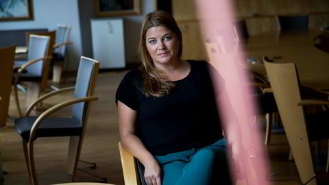 Stortingsrepresentant Cecilie Myrseth (Ap) er uenig med næringsminister Torbjørn Røe Isaksen i debatten om styrehonorarer.