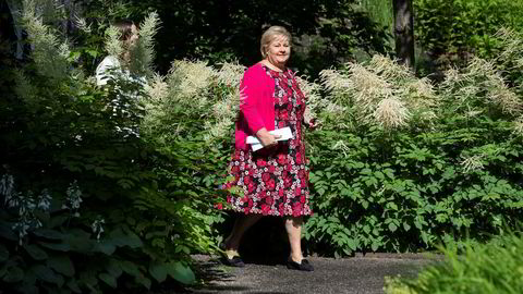 Erna Solberg, du er statsminister i landet vårt, flosklene du nylig serverte er deg ikke verdig, skriver artikkelforfatteren.