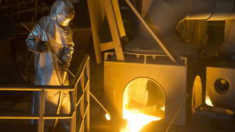 Eurosonens nest største økonomi Frankrike opplever fremdeles fallende aktivitet innen industrien. Bildet er fra stålverket Saint-Gobain Pam i Pont-á-Mousson nordøst i Frankrike. Foto: Sebastien Bozon/AFP/NTB SCANPIX