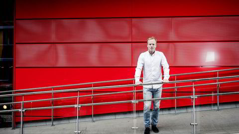 Investor og tidligere skikonge Bjørn Dæhlie mener han tar mindre risiko ved å investere egenkapitalen i eiendom enn vanlige norske bedrifter.
