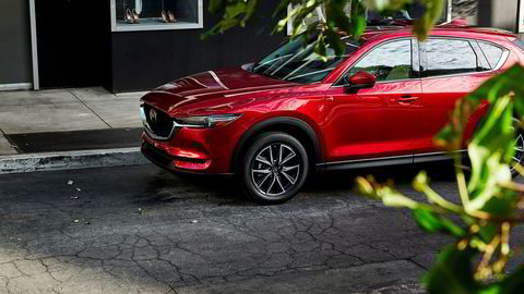 Mazda CX-5 har fått noe skarpere design i fronten, men er definitivt lett gjenkjennelig.