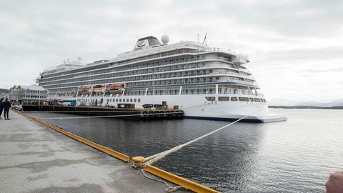 Cruiseskipet Viking Sky i Molde havn, kort tid etter nesten-havariet.