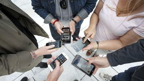 Bruken av mobildata eksploderer, særlig i utlandet. Foto: Gorm Kallestad /