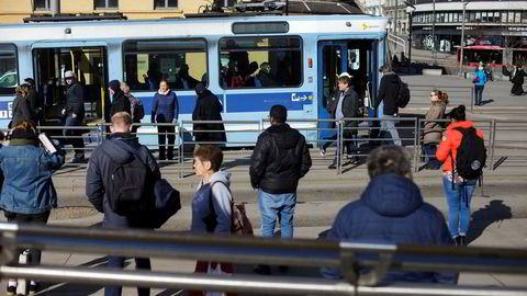 Det mest avgjørende for å ha det vi trenger i en fremtid med flere eldre og mindre oljeinntekter, er å få flere i jobb. Konservative beregninger viser at vi kan tjene 349.000 kroner per person som vi klarer å hente inn i arbeidslivet, skriver artikkelforfatteren.