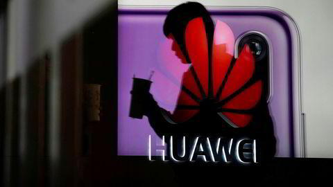 Huaweis finansdirektør Meng Wanzhou er arrestert i Canada på ordre fra USA.