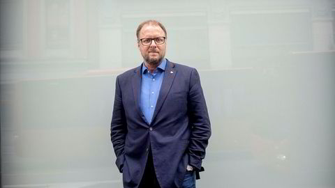 Fagdirektør for bolig i Forbrukerrådet, Olav Kasland, mener at kundene kan kreve penger tilbake fra Verisure og Sector Alarm.