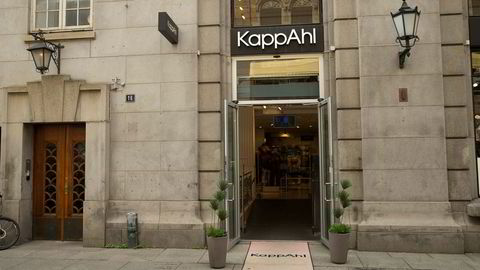 Kleskjeden Kappahl satser på kjøpesentre, og bare et fåtall av deres butikker er som denne frittstående butikken på Karl Johan.