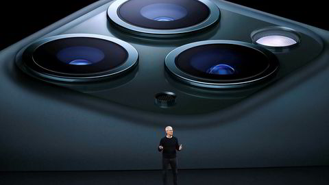 Apple lanserte tirsdag kveld sin første telefon med tre kamera.