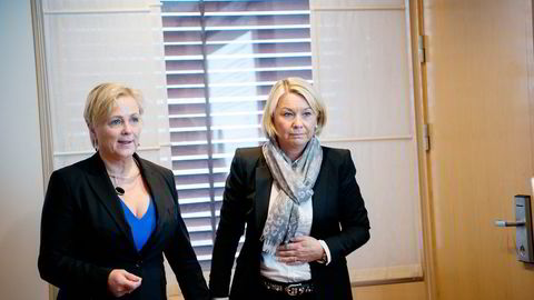 Næringsminister Monica Mæland (til høyre) møter kritikk for ikke å ha fått vurdert egen habilitet i ansettelsen av Thorhild Widvey som styreleder i Statkraft. 
                  Foto: Mikaela Berg