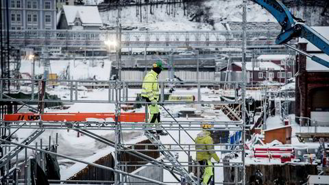 Vi bør forvente at innvandring fra lavinntektsland og Øst-Europa er dårlig for dem fra lav klasse, siden de får økt konkurranse om jobbene, men bra for resten. Innvandring fra høyinntektsland virker motsatt.