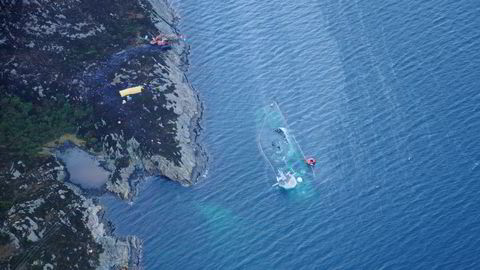 Fredag tok dykkere fra Minedykkerkommandoen seg inn i skipet på vegne av politiet og Statens havarikommisjon for å hente ut bevismateriale til etterforskningen av ulykken 8. november.