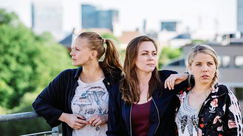 Nenne (Gine Cornelia Pedersen), Elise (Siri Seljeseth) og Alex (Alexandra Gjerpen)