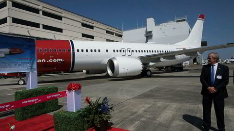 Konsernsjef Bjørn Kjos har sagt at Norwegian skal være lønnsom i år. Her fra da han hentet Norwegians første 737 Max på Boeing Delivery Center i Seattle i juni 2017.