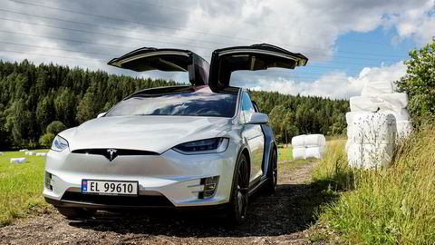 Introduksjonen av Tesla Model X betegnes som en milepæl i Teslas årsberetning.