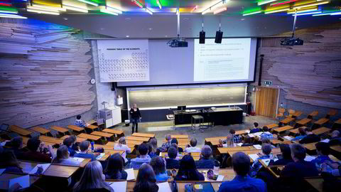 Karrierebarrometeret viser en rekke endringer i studentenes preferanser. Bildet er fra en forelesning på NTNU.