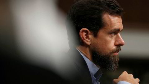 Twitter-topp Jack Dorsey avviser at selskapet tar politiske hensyn.