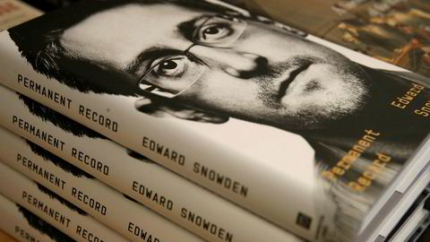 Edward Snowdens bok Permanent Record er nå i salg.