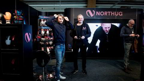Petter Northug lanserer egen kolleksjon. Mannen bak er Jon Inge Gullikstad (midten), som også står bak produktene til Vegard Ulvang, Therese Johaug og Kygo.