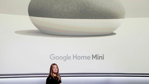Isabelle Olsson, Googles sjef for industridesign lanserte Google Home Mini for det amerikanske markedet i oktober 2017.
