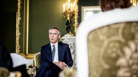 Ikke bekrymet: Generalsekretær i Nato, Jens Stoltenberg, mener det planlagte møtet mellom den amerikanske og den russiske presidenten er helt i tråd med Natos politikk. Her avbildet i Lancaster House, London.