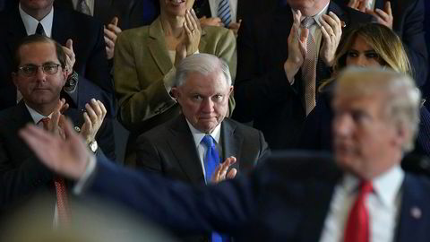 Justisminister Jeff Sessions synes å ha fått nok av alle ydmykelsene fra sjefen, president Donald Trump.