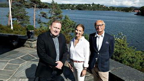 Herman Friele (til høyre) har puttet penger i bankprosjektet som ledes av Christian Ravnås. Frieles kone, Renate Hjortland, skal sitte i styret.
