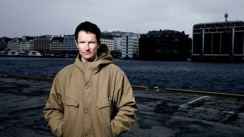 Truls Gulowsen, leder for Greenpeace i Norge, mener Venstre og KrF bør gå inn i regjeringen for å få til en bedre miljøpolitikk.