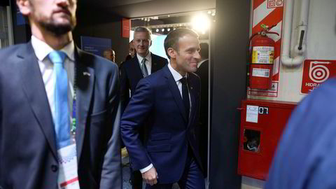 Frankrikes president Emmanuel Macron på vei inn til G20-toppmøtet i Buenos Aires.