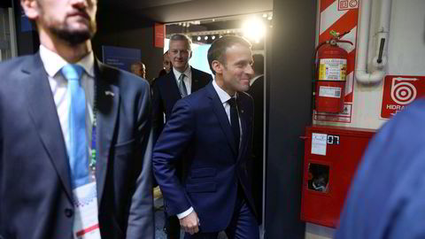 Frankrikes president Emmanuel Macron på vei inn til G20-toppmøtet i Buenos Aires.