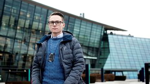- Det er en mørk dag fordi man har mistet en utrolig kompetanse, sier Esben Smistad, konserntillitsvalgt i El og It Forbundet til DN.