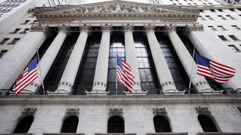 Wall Street har begynt børsuken i negativt terreng. Foto: Ap/Mark Lennihan.