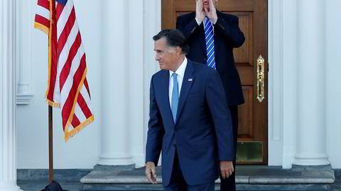 Senator Mitt Romney utfordrer nå åpnent president Donald Trump. Her fra et møte mellom de to på Trump National Golf Club Bedminster, like etter at Trump vant presidentvalget i november 2016.