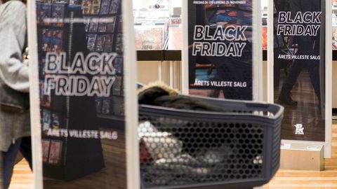 Black Friday er olje i maskineriet for de store kjedene, mens andre frittstående butikker lider, ifølge Virke.