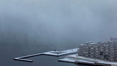 Oslofjorden med tåke sett fra Ekebergåsen.