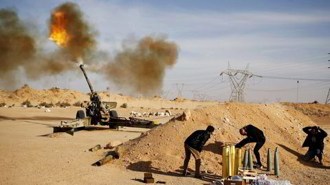 Libyske styrker har lenge kjempet for å beholde kontrollen over Sirte. Byen ligger strategisk til ved seks av Libyas eksportterminaler for olje og gass. Foto: Goran Tomasevic/Reuters/NTB Scanpix