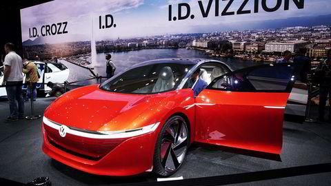 Volkswagen I.D. Vizzion er en sedan à la Tesla Model S.