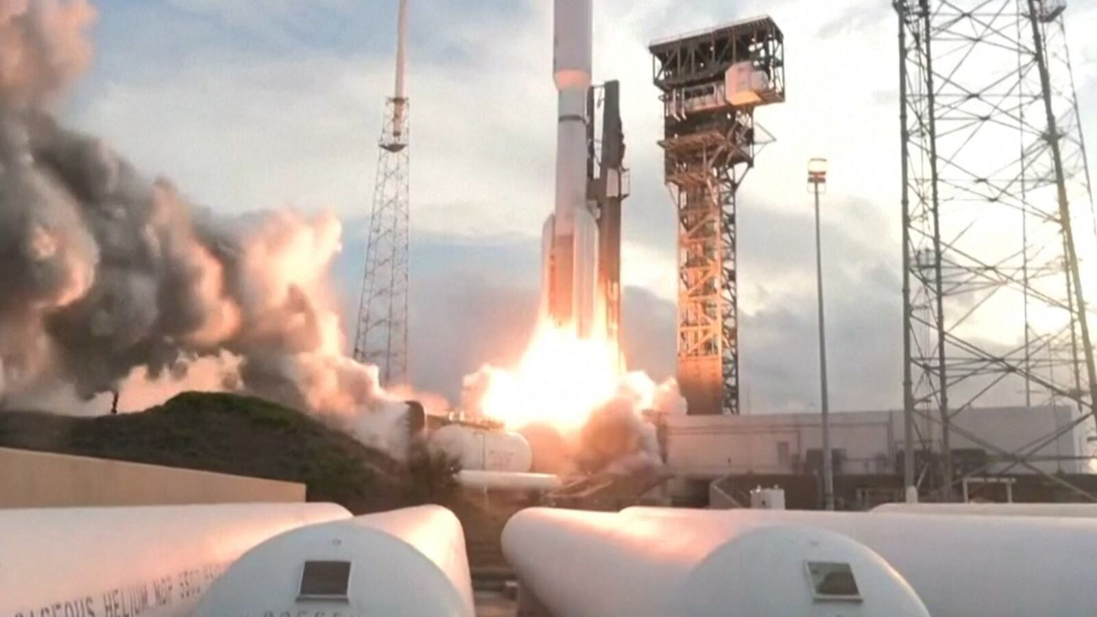 Amazons første 27 satellitter tar opp kampen med Elon Musks Starlink