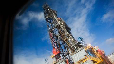 Torsdag ettermiddag steg oljeprisen markert. Fredag morgen er prisen stabil. Her ombord på leteriggen "Ocean Vanguard" som eies av Diamond Offshore. Foto: Eivind Senneset