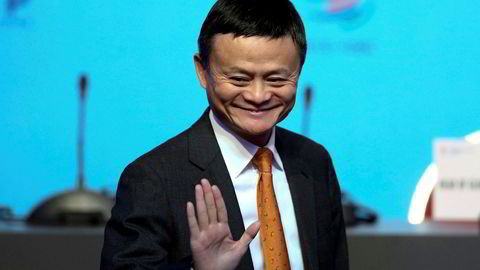 Ifølge New York Times' kilder skal grunnlegger og toppsjef i kinesiske Alibaba, Jack Ma, gå av mandag.