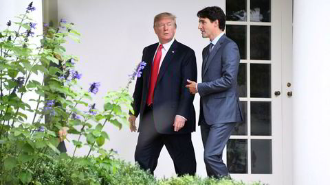 Canadas statsminister Justin Trudeau (til høyre) tror på en avtale med USA og president Donald Trump før helgen. Her under et besøk i Det hvite hus i Washington ifjor høst.