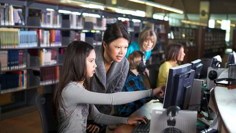 Selv yrker som vi har hatt i tusenvis av år, er berørt. Ta bibliotekarene. Tidligere var innkjøp, organisering av samlingene og utlån en sentral oppgave. I dag har it gjort alt dette overflødig. Foto: