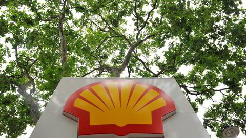 Shells bensinstasjoner i Norge kan bli solgt til finsk selskap.