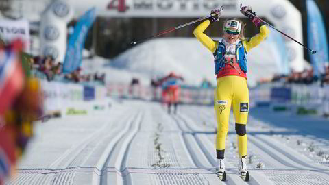 Ifjor vant Therese Johaug dameklassen, på rekord­raskt føre over fjellet. Meteorologene varsler nå om forhold som kan gi nytt rekordføre i årets renn. Foto: Hampus Lundgren