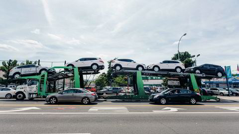 I juli ble det solgt 5,3 prosent flere nybiler enn på samme tid ifjor. Tunge og firehjulsdrevne modeller topper salgslistene. Foto: Johannes Worsøe Berg