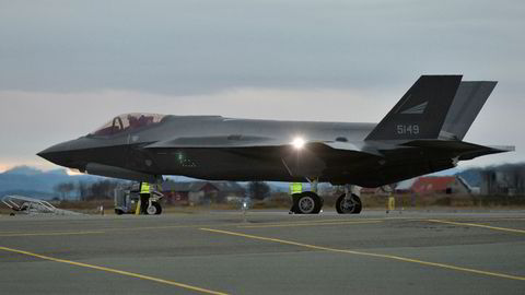 De første av i alt 52 norske F-35-fly har landet på Ørland hovedflystasjon. Støyen fra flyene er vesentlig større enn fra de gamle F-16-flyene.