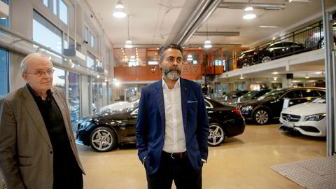 Konsernsjef Zahid Saddiq i Star Autoco er i konflikt med bilimportøren Bertel O. Steen. Til venstre advokat Johan Haga.