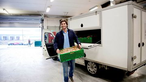 Brød på døren er blitt bra butikk. Brødboksen, her ved gründer og daglig leder Arnulf Refsnes, startet i 2014 og regner med å omsette for 150 millioner kroner i år.