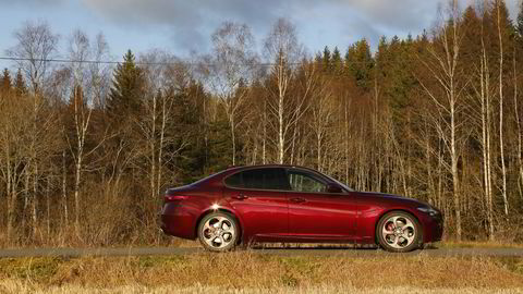 Alfa Romeo har ikke hatt en bakhjulsdreven ikke-sportsbil på nesten 30 år. Alle foto: Embret Sæter